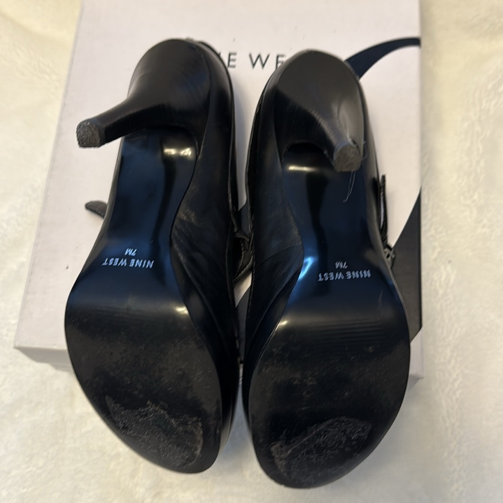 Nine West Black Mary Jane Heels - Picture 11 of 16